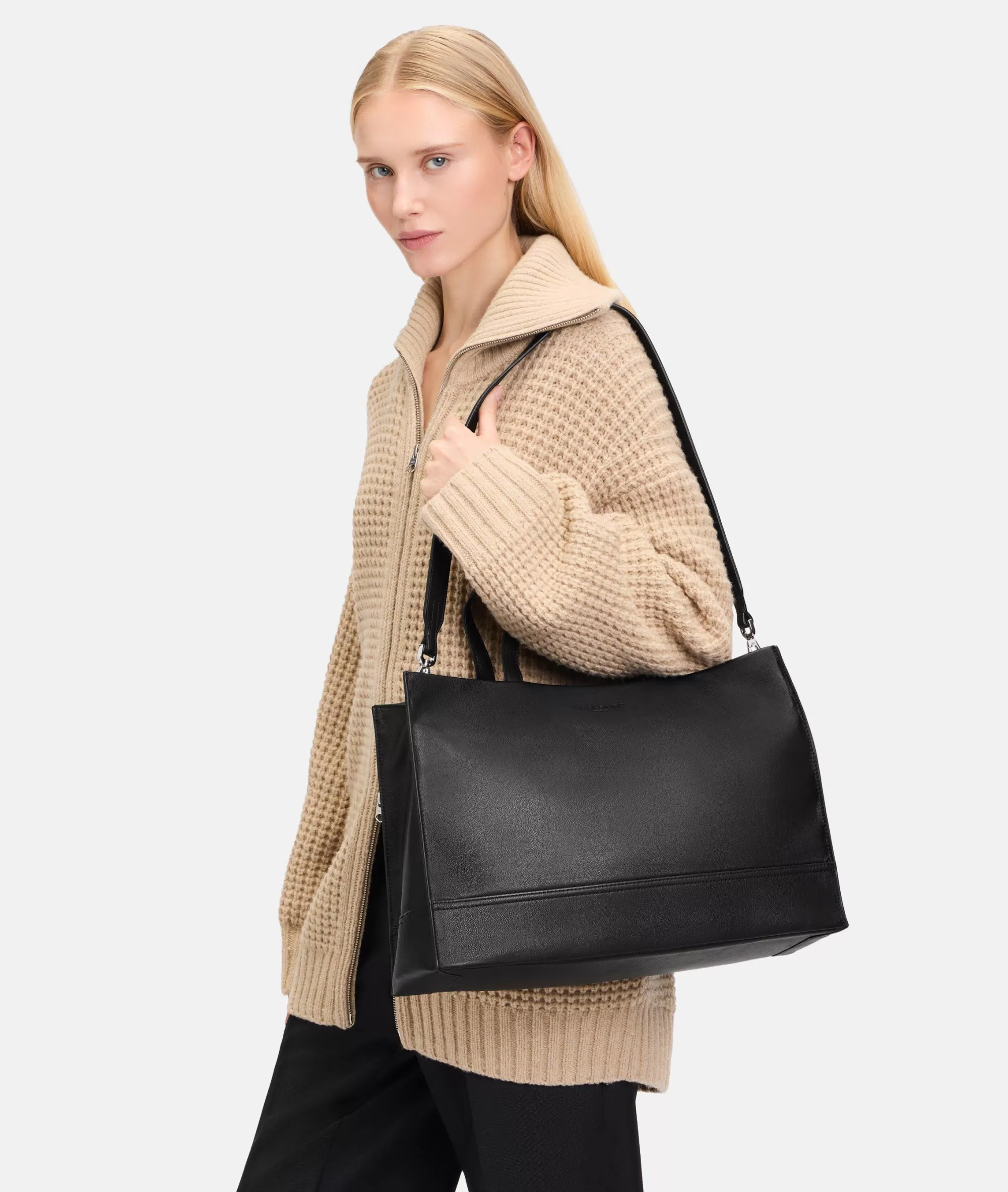 LIEBESKIND BERLIN  Ledertaschen | Handtaschen<Lou Satchel L schwarz