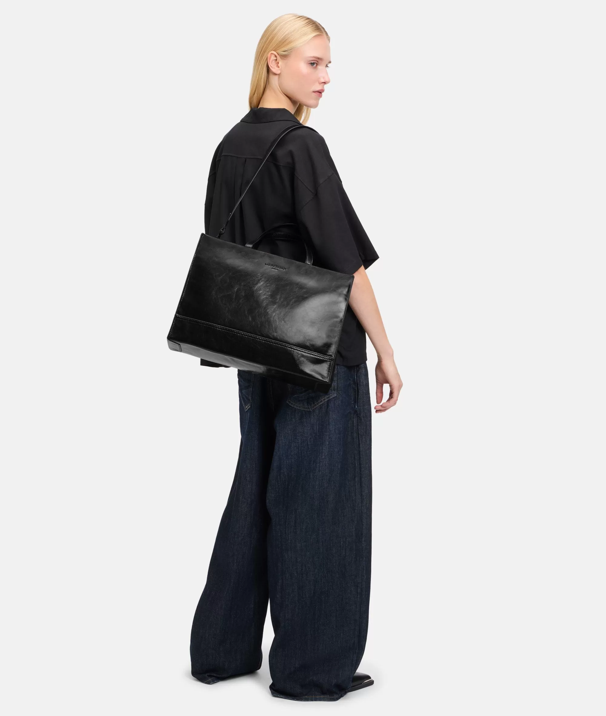 LIEBESKIND BERLIN  Ledertaschen | Handtaschen<Lou Satchel L schwarz