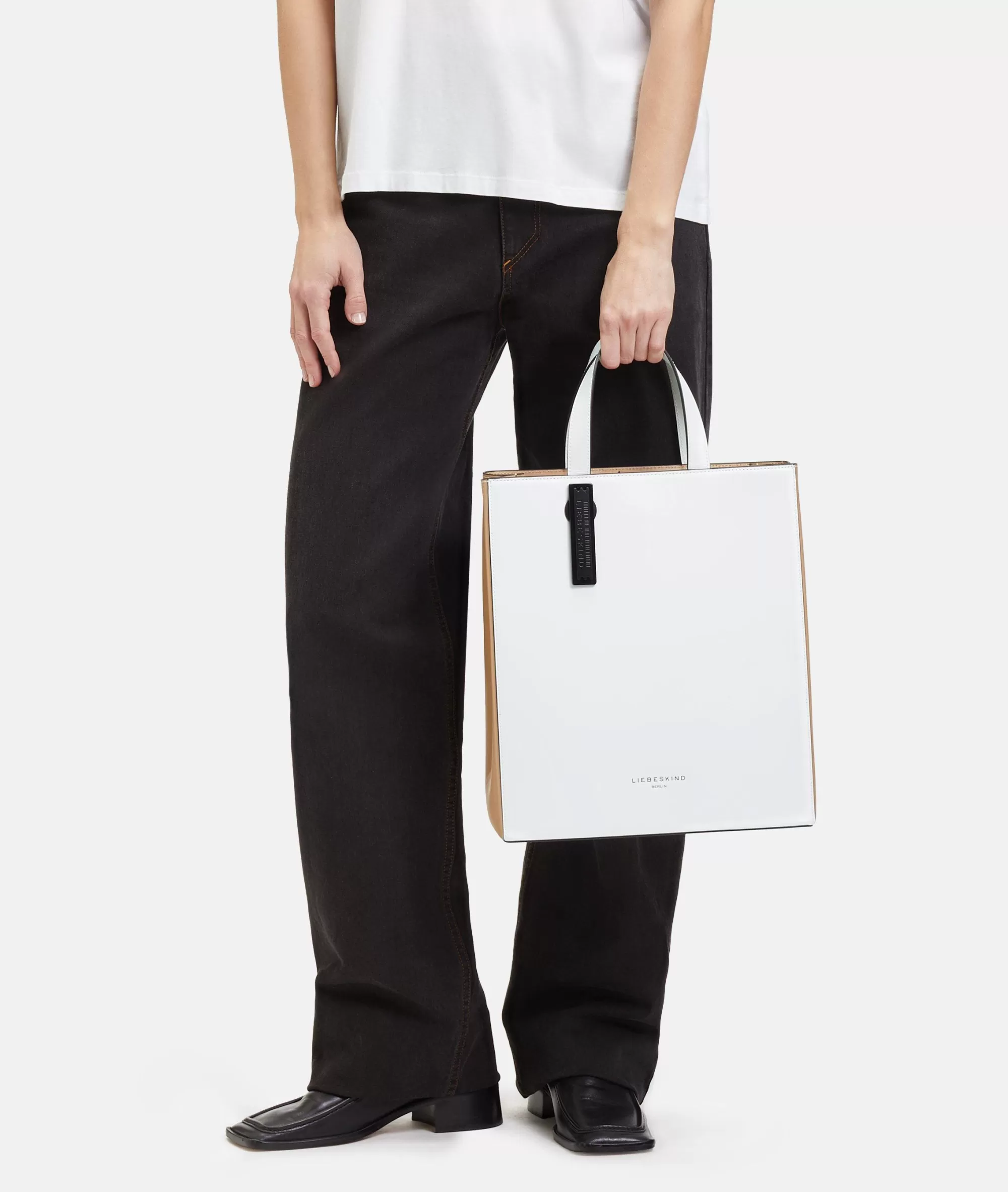 LIEBESKIND BERLIN  Business Bags | Ledertaschen<Paper Bag M weiß